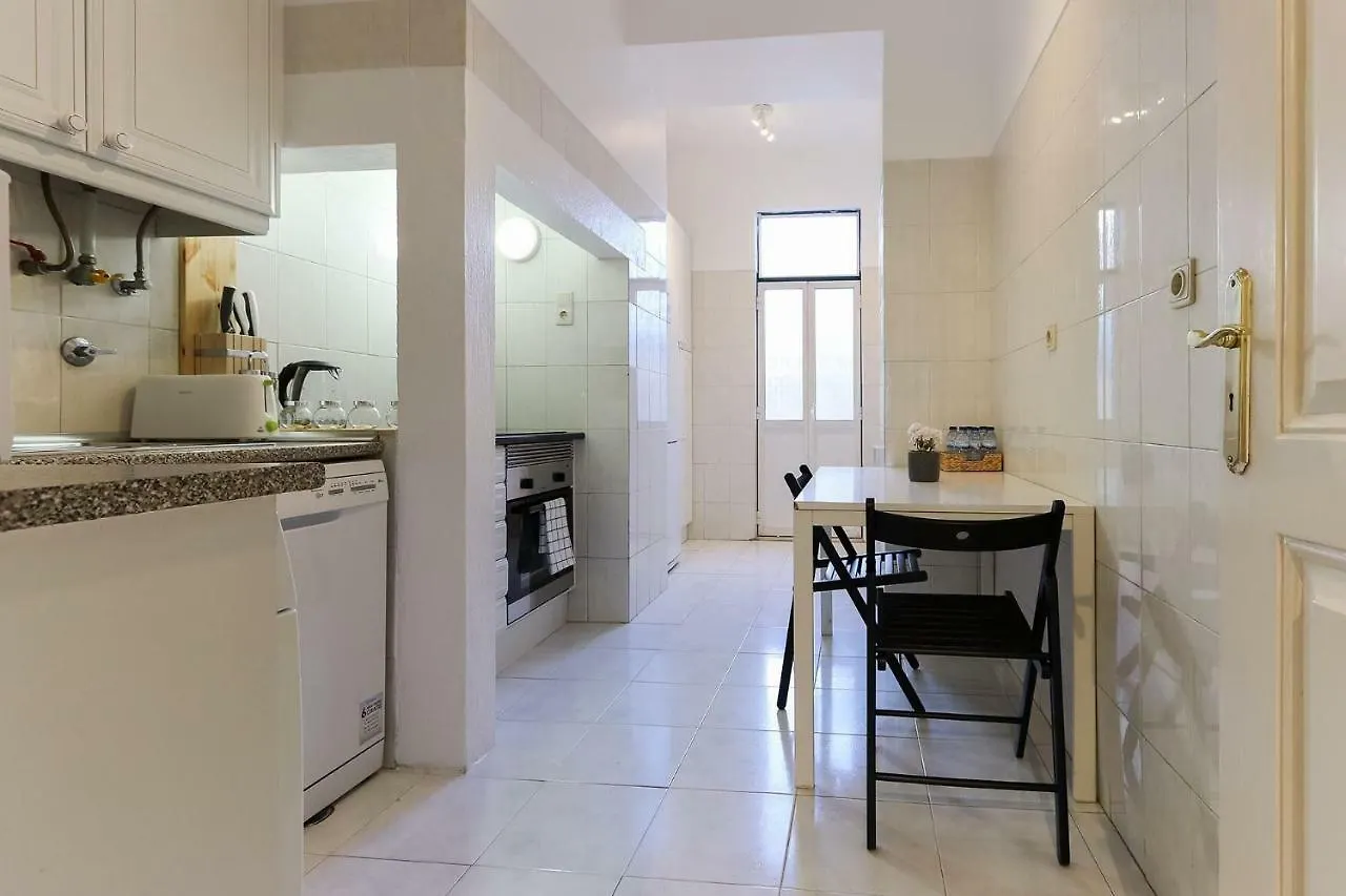 Avenida Liberdade Terrace By Homing Apartment Lisbon