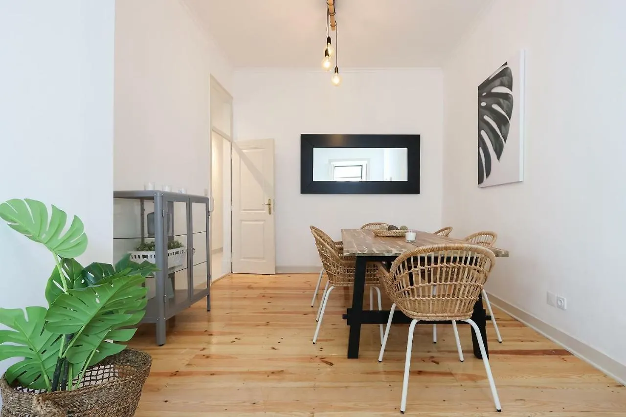 Avenida Liberdade Terrace By Homing Apartment Lisbon
